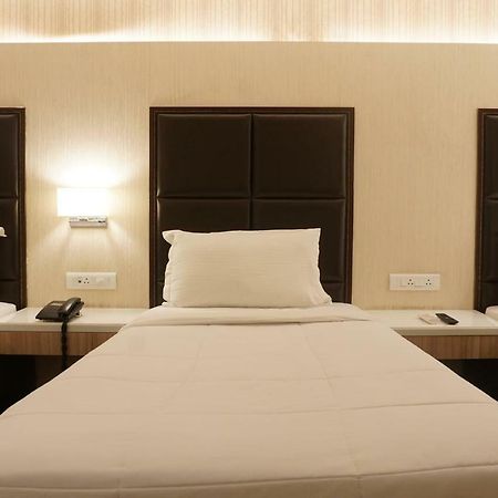 Jālgaon Palette Four Seasons Recreation Resort מראה חיצוני תמונה