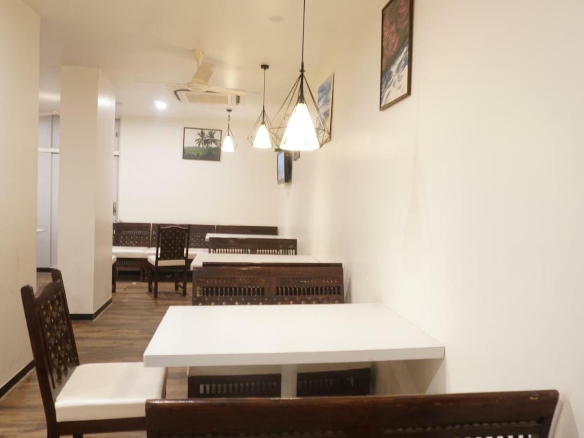 Jālgaon Palette Four Seasons Recreation Resort מראה חיצוני תמונה