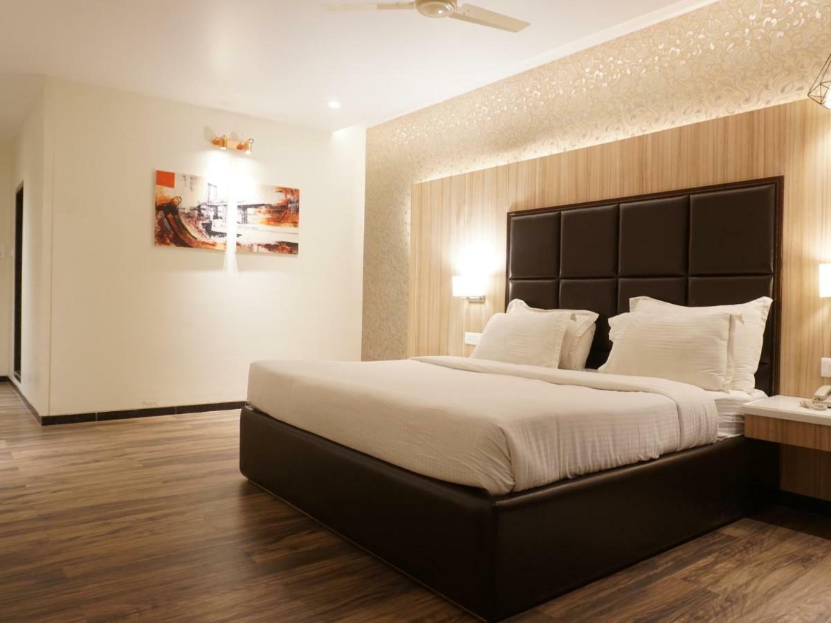 Jālgaon Palette Four Seasons Recreation Resort מראה חיצוני תמונה
