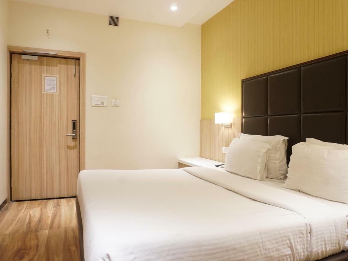 Jālgaon Palette Four Seasons Recreation Resort מראה חיצוני תמונה
