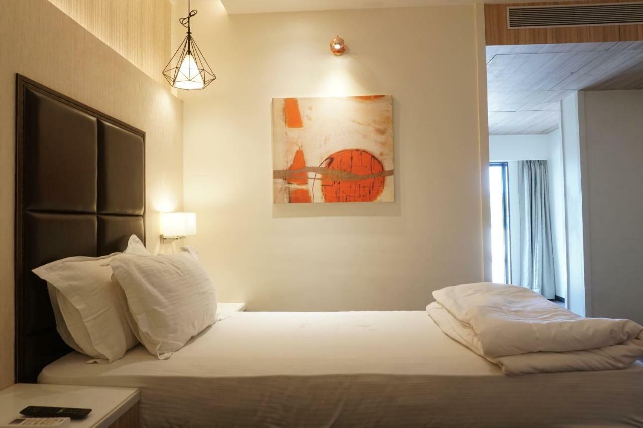 Jālgaon Palette Four Seasons Recreation Resort מראה חיצוני תמונה